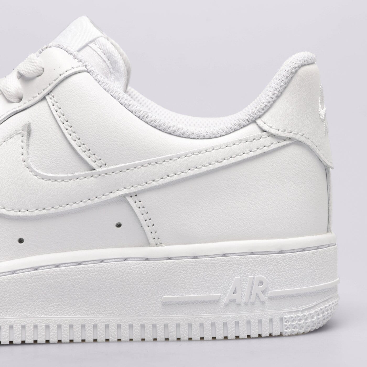 Дамски маратонки NIKE AIR FORCE 1 LOW  dd8959-100 цвят бял