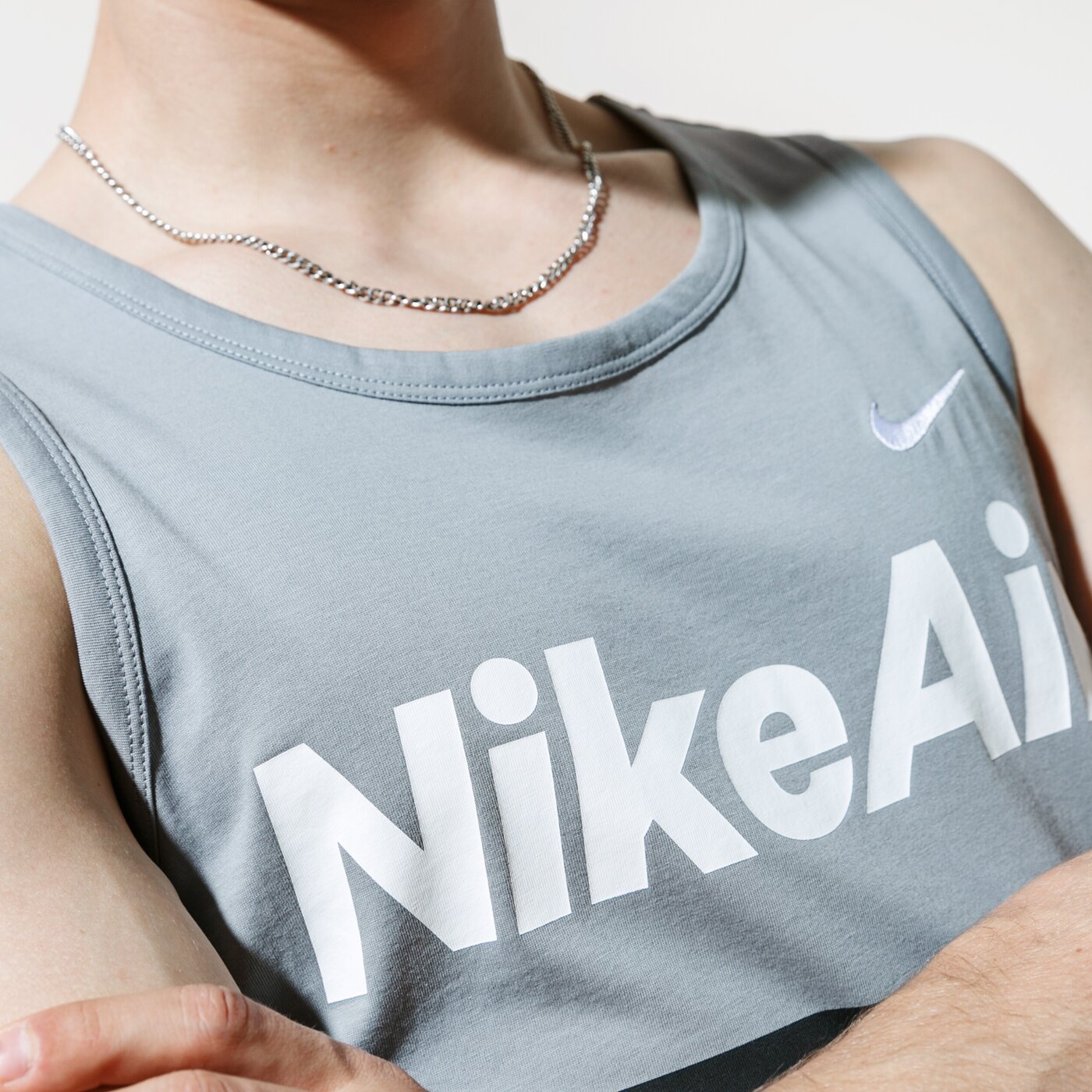 Мъжка тениска NIKE ПОТНИК M NSW AIR ПОТНИК cq5146-073 цвят черен
