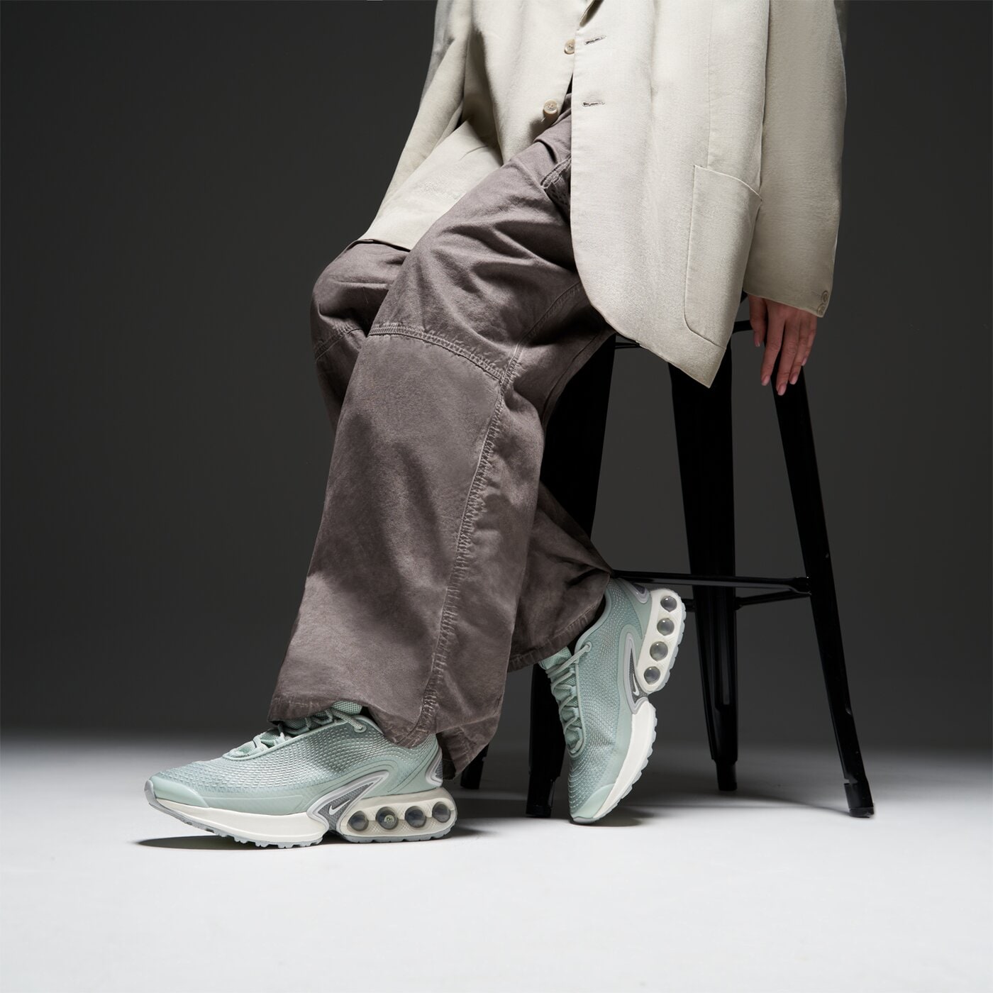 Дамски маратонки NIKE W AIR MAX DN  hj9636-001 цвят зелен