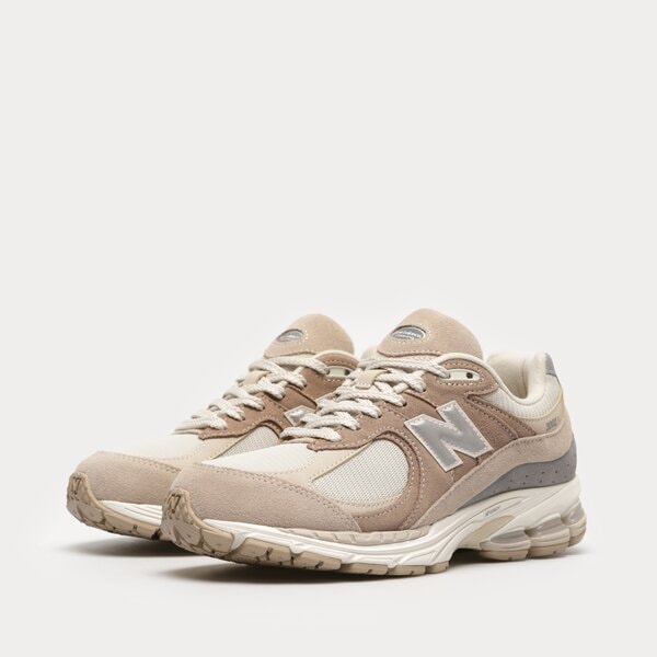 Дамски маратонки NEW BALANCE 2002  m2002rsi цвят кафяв