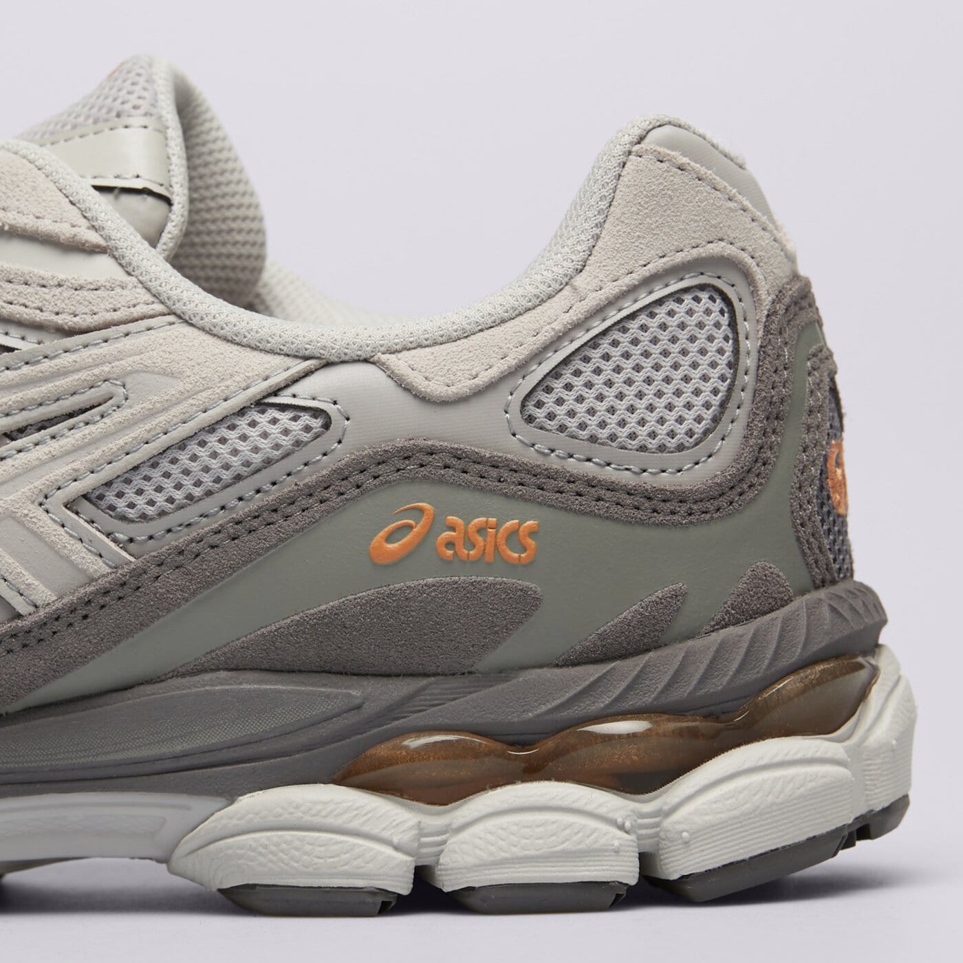 Мъжки маратонки ASICS NYC 1203a383-026 цвят сив