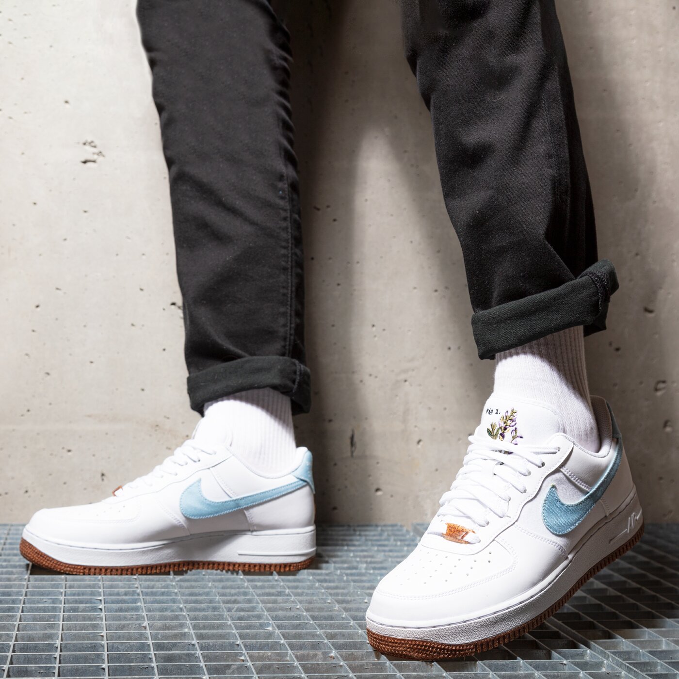 Мъжки маратонки NIKE AIR FORCE 1 '07 LV8 cz0338-100 цвят бял