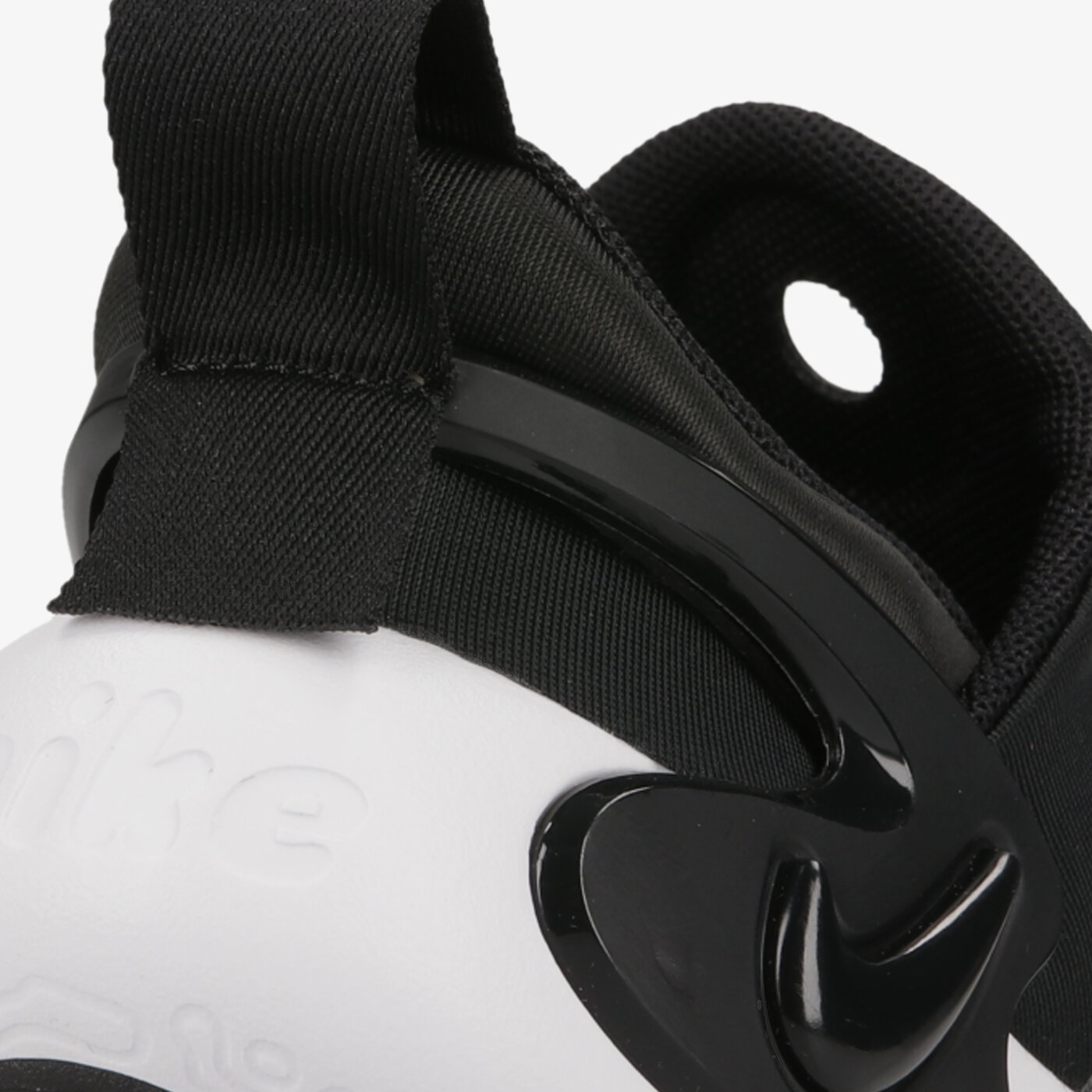 Детски маратонки NIKE DYNAMO GO!  dh3437-001 цвят черен