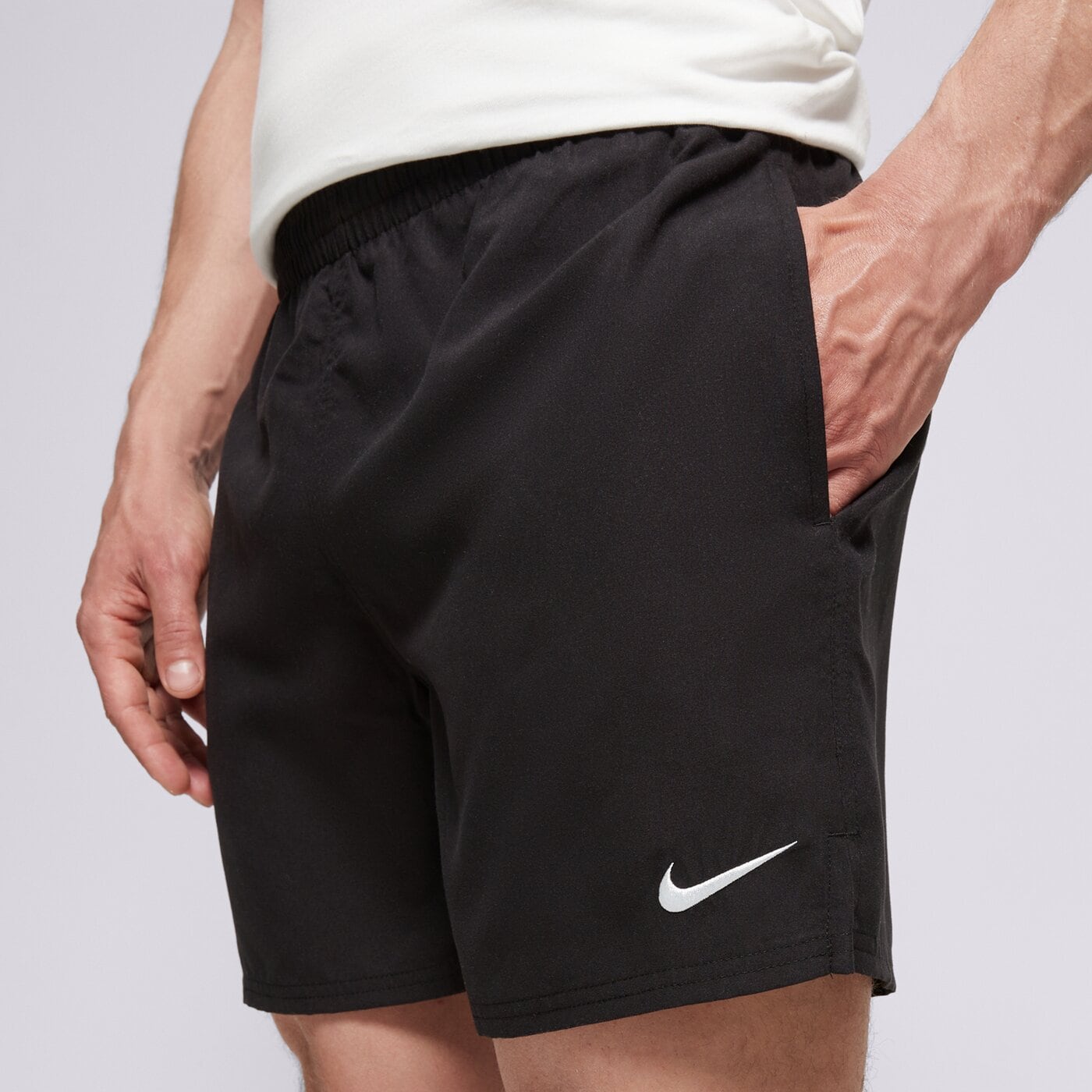 Мъжки къси панталони NIKE SWIM ШОРТИ NIKE ESSENTIAL 5" nessf560-001 цвят черен