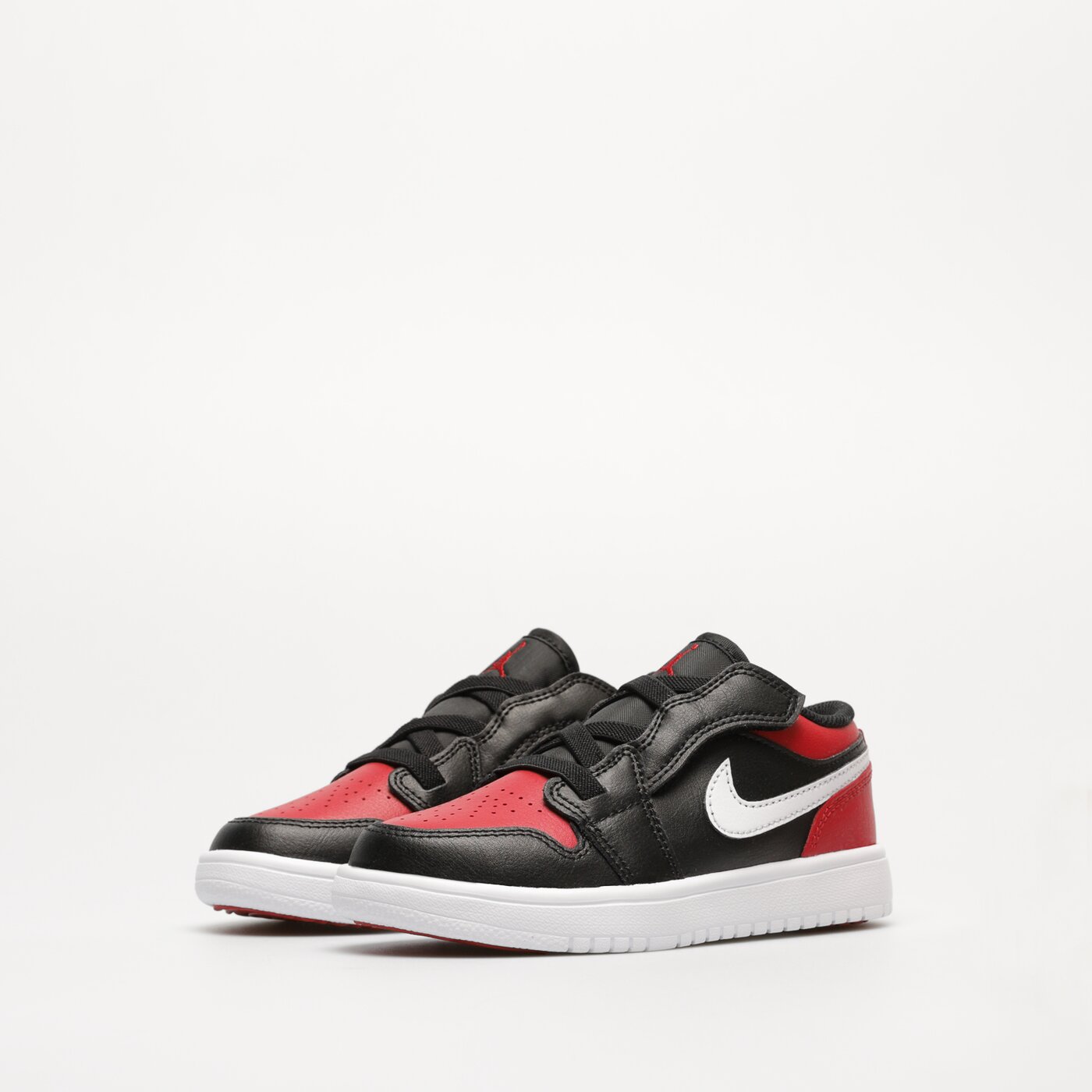 Детски маратонки JORDAN 1 LOW ALT  bq6066-066 цвят черен