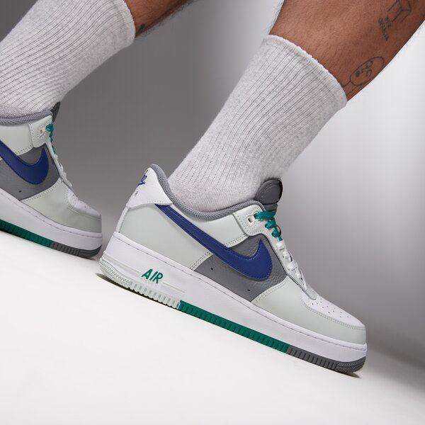 Мъжки маратонки NIKE AIR FORCE 1 '07 LV8 fd2592-001 цвят сив