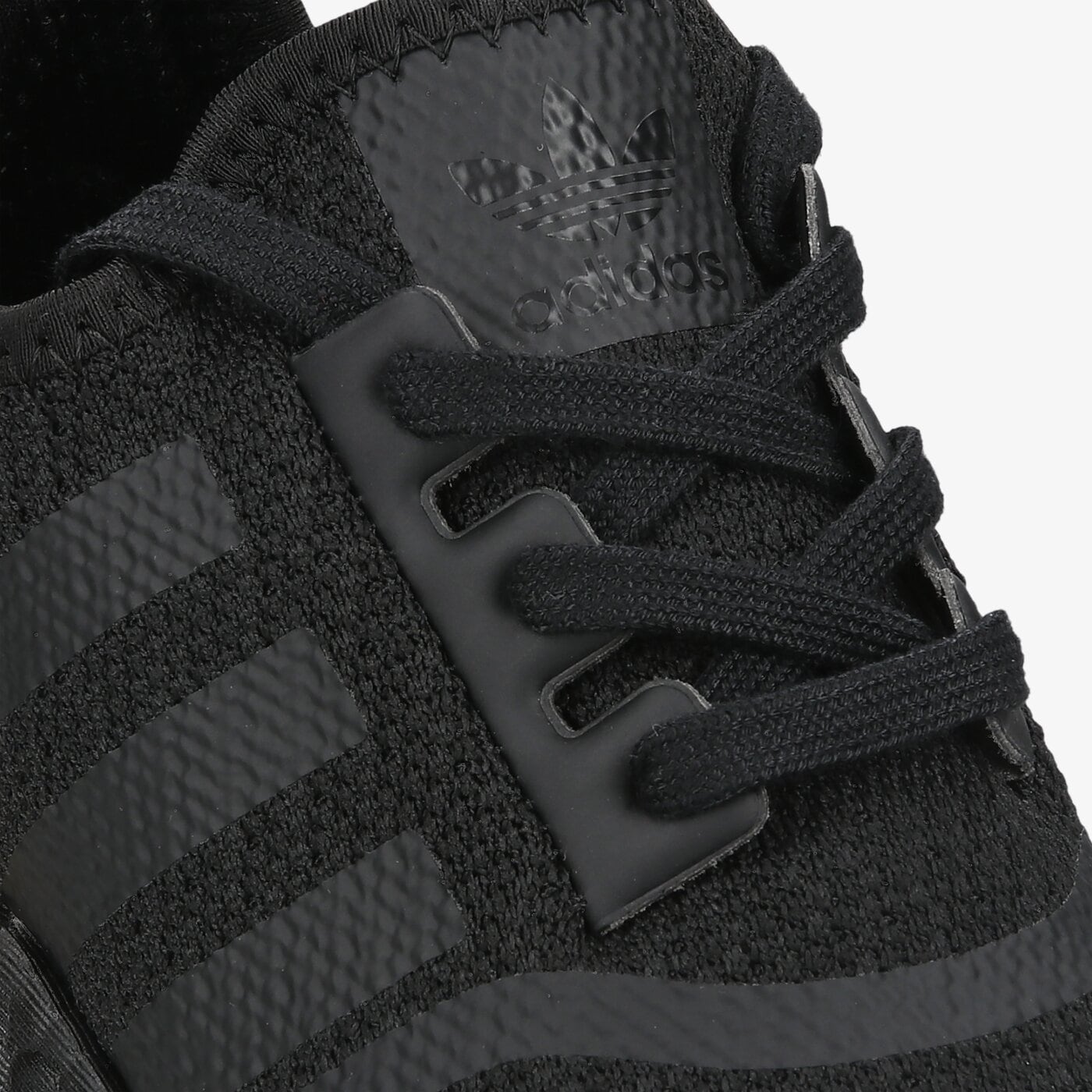 Дамски маратонки ADIDAS NMD_R1 W fv1787 цвят черен