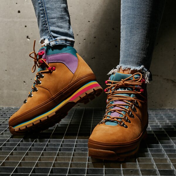 Дамски зимни обувки TIMBERLAND EURO HIKER F/L WP BOOT tb0a41262311 цвят жълт