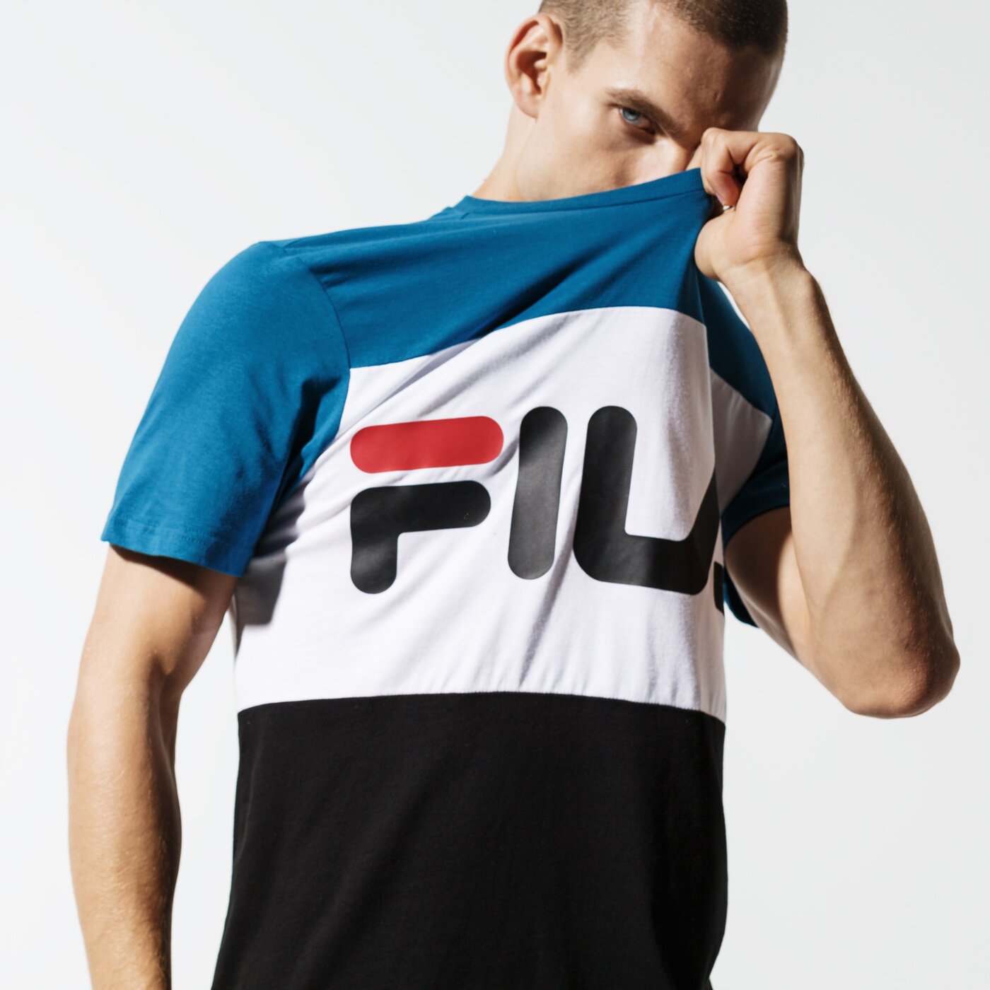 Мъжка тениска FILA ТЕНИСКА SS DAY TEE 681244a216 цвят син