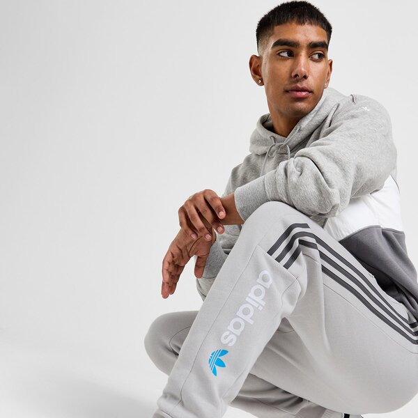 Мъжки панталони ADIDAS ПАНТАЛОНИ CM PANT FABRIC MIX iw6433 цвят сив