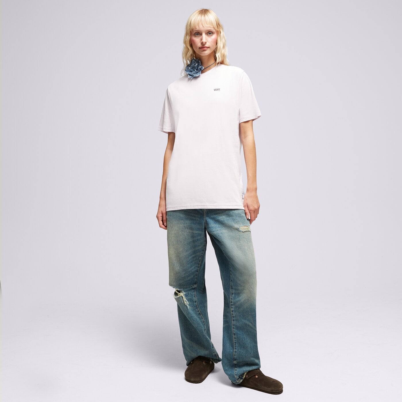 Дамска тениска VANS ТЕНИСКА LEFT CHEST LOGO TEE EM vn0a7rsryeu1 цвят виолетов