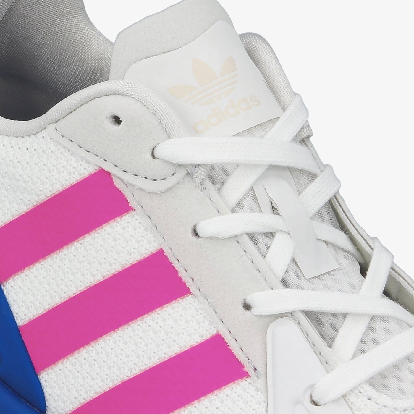 Дамски маратонки ADIDAS ZX 2K FLUX W fy0607 цвят бял