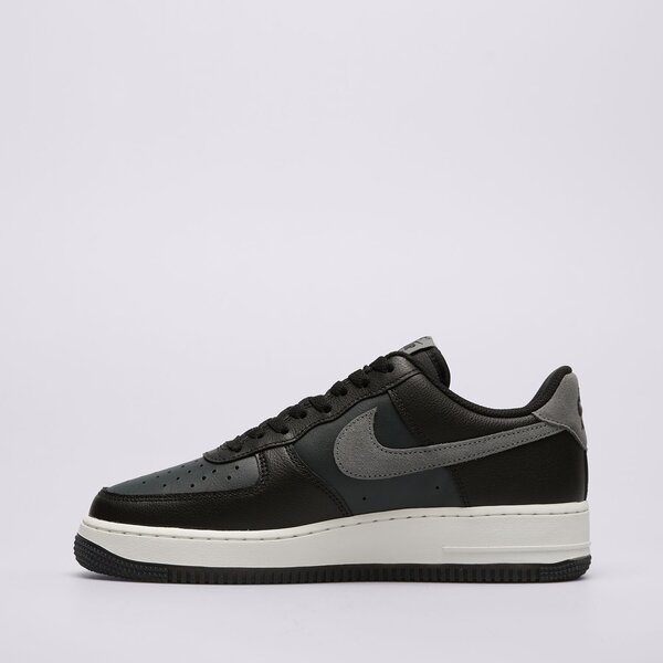 Мъжки маратонки NIKE AIR FORCE 1 '07 LV8 fj4170-004 цвят черен