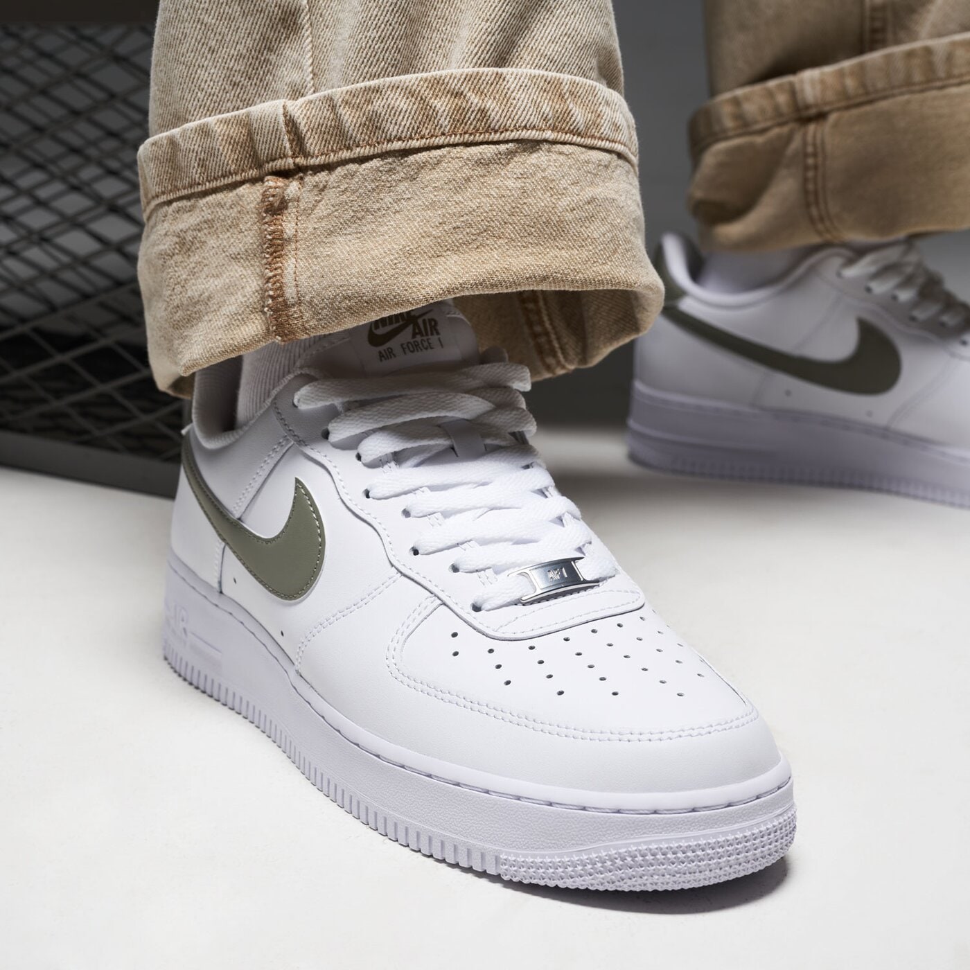 Мъжки маратонки NIKE AIR FORCE 1 '07  fj4146-116 цвят бял