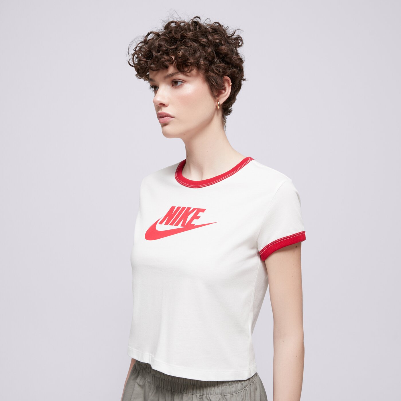 Дамска тениска NIKE ТЕНИСКА W NSW SS RINGER TEE VNTG RUN if4072-133 цвят кремав