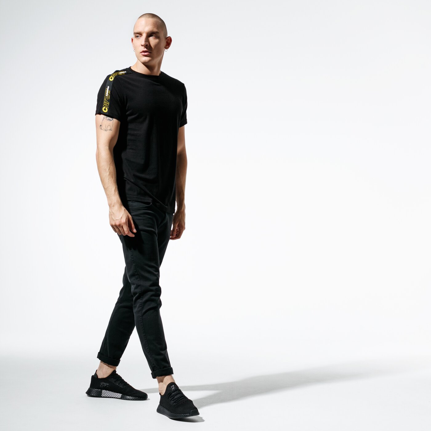 Мъжка тениска CONFRONT ТЕНИСКА TAPE TEE cf39tsm62001 цвят черен