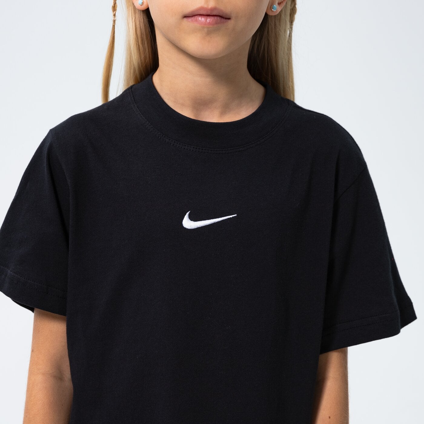 Детска тениска NIKE ТЕНИСКА SPORTSWEAR GIRL dh5750-010 цвят черен