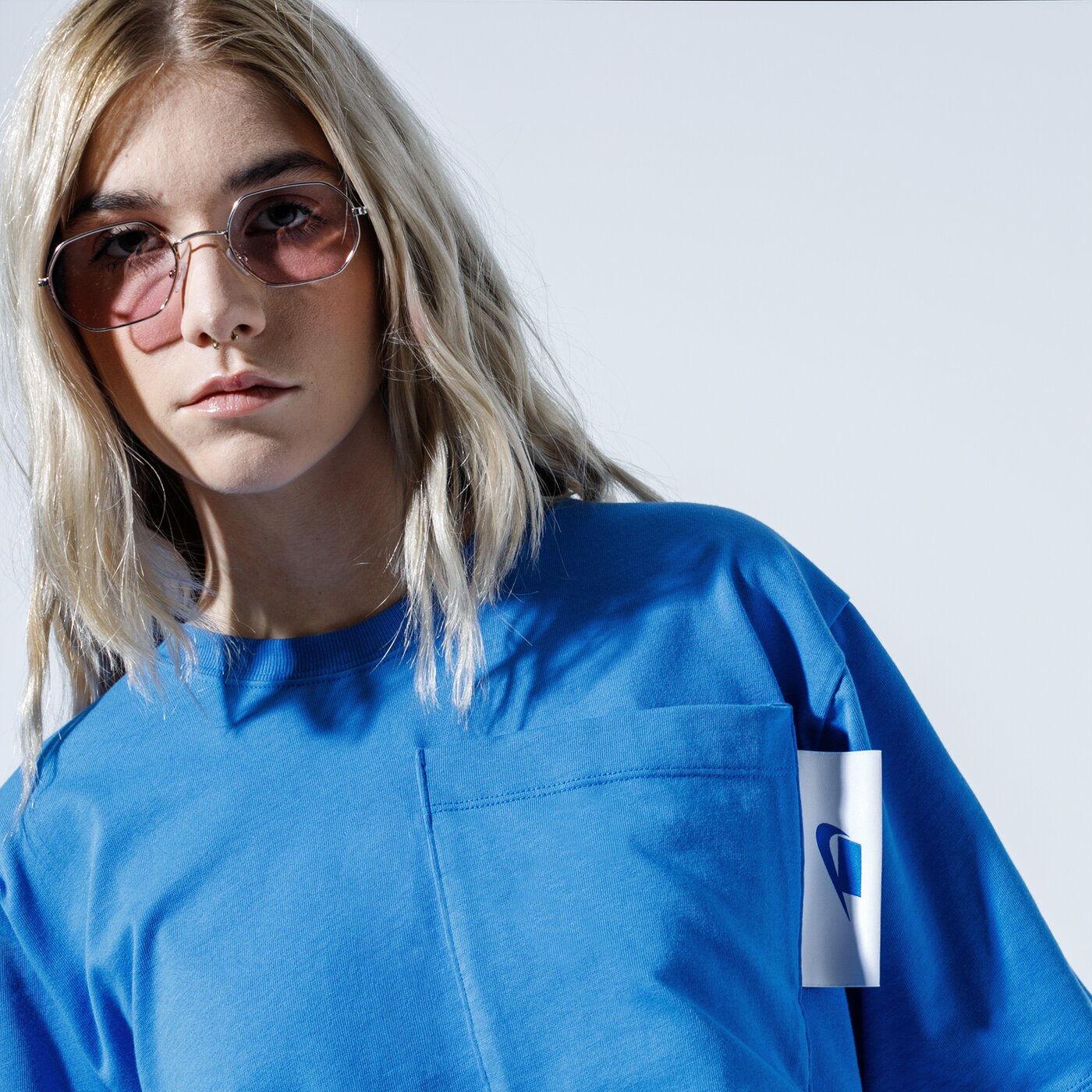 Дамска тениска NIKE ТЕНИСКА W NSW NSW ТОП SS CROP ct0874-402 цвят син