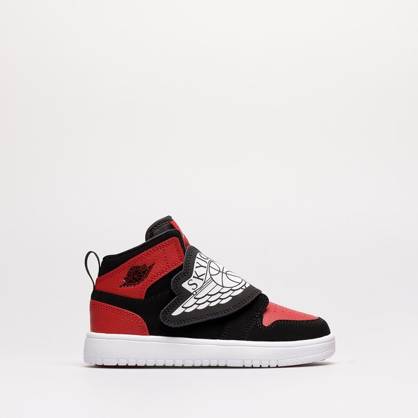 Детски маратонки SKY JORDAN 1 BP  bq7197-001 цвят черен