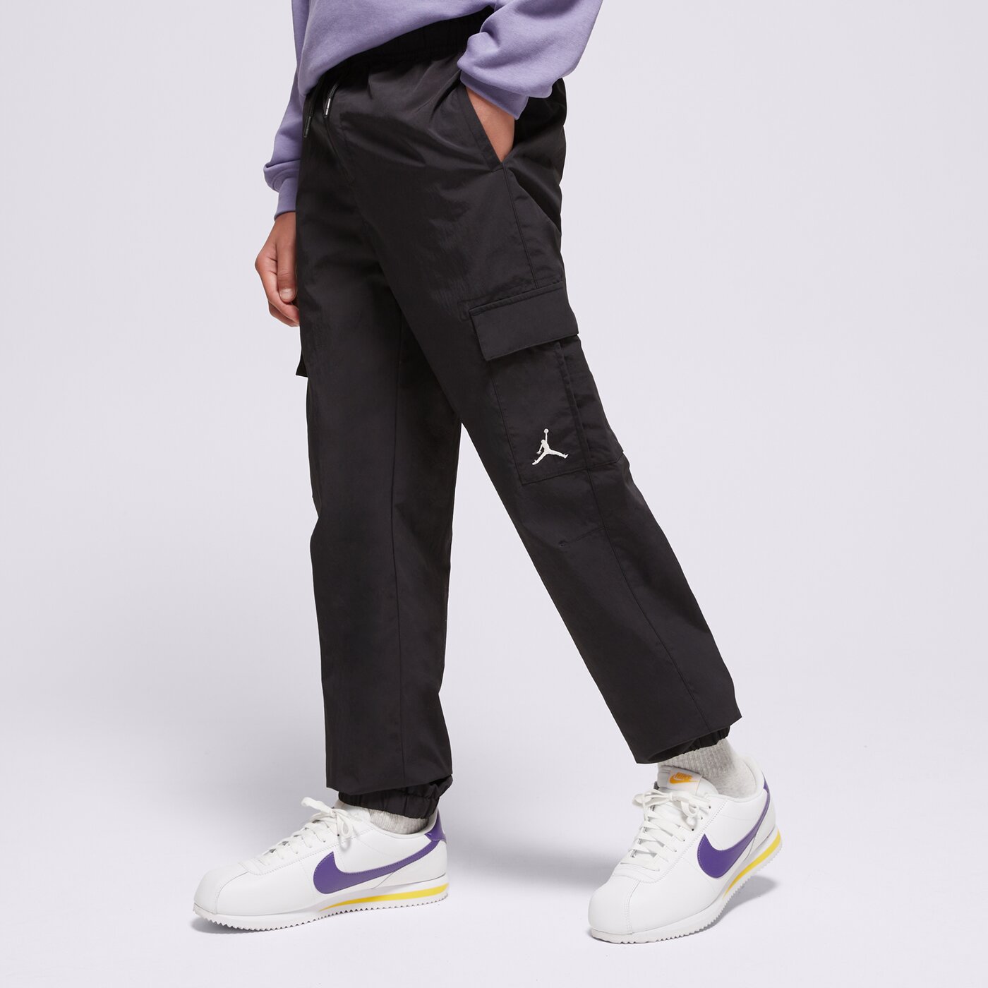 Детски панталони JORDAN DOUBLE CARGO PANT BLK 95d379-023 цвят черен