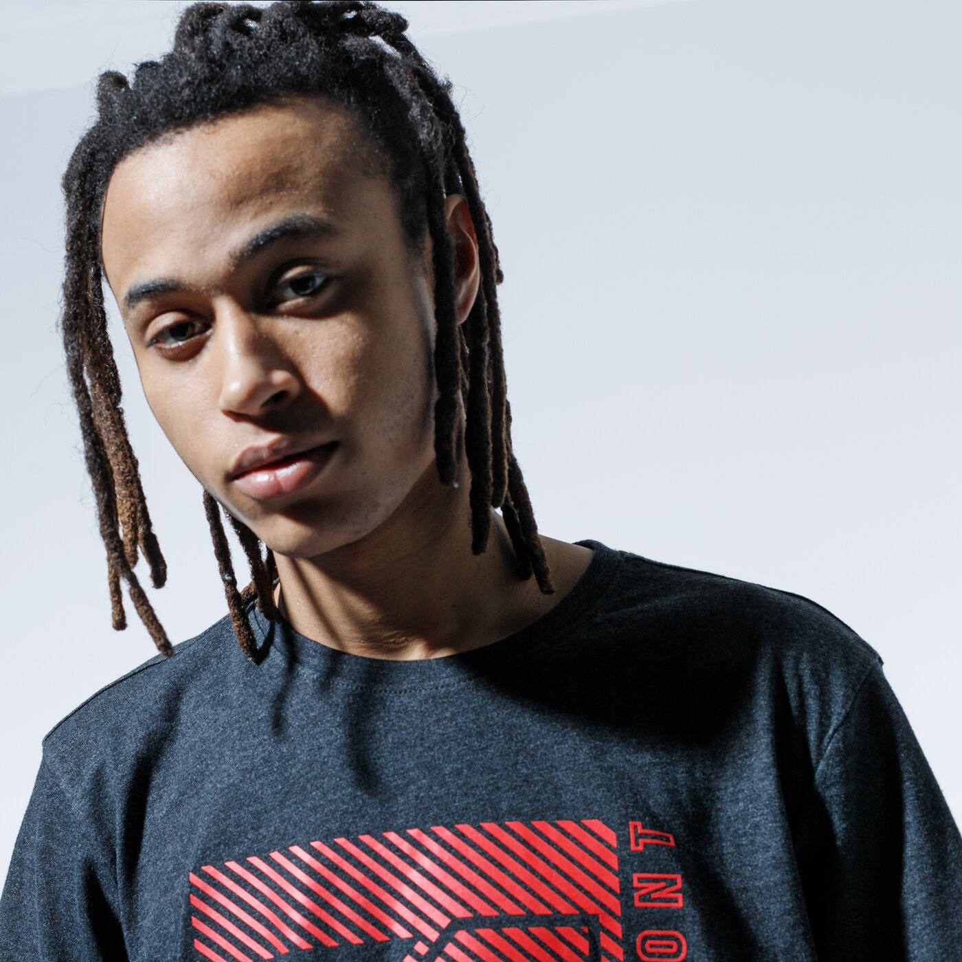 Мъжка тениска CONFRONT ТЕНИСКА MARTELL cf120tsm57001 цвят сив