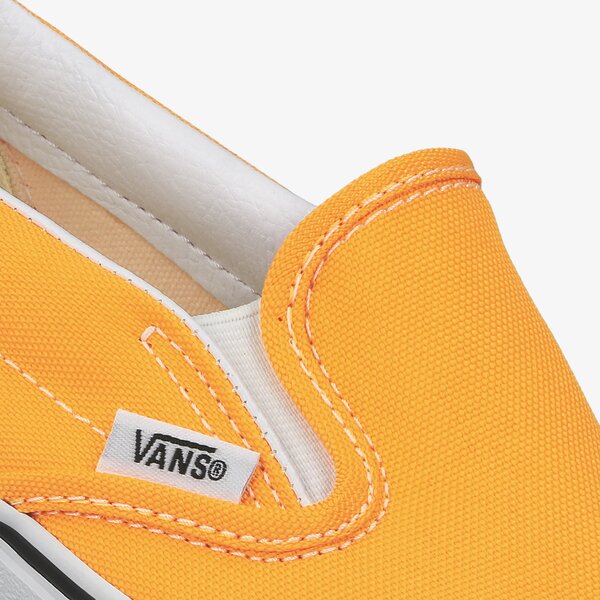 Дамски маратонки VANS UA CLASSIC SLIP-ON vn0a4u38wt41 цвят оранжев