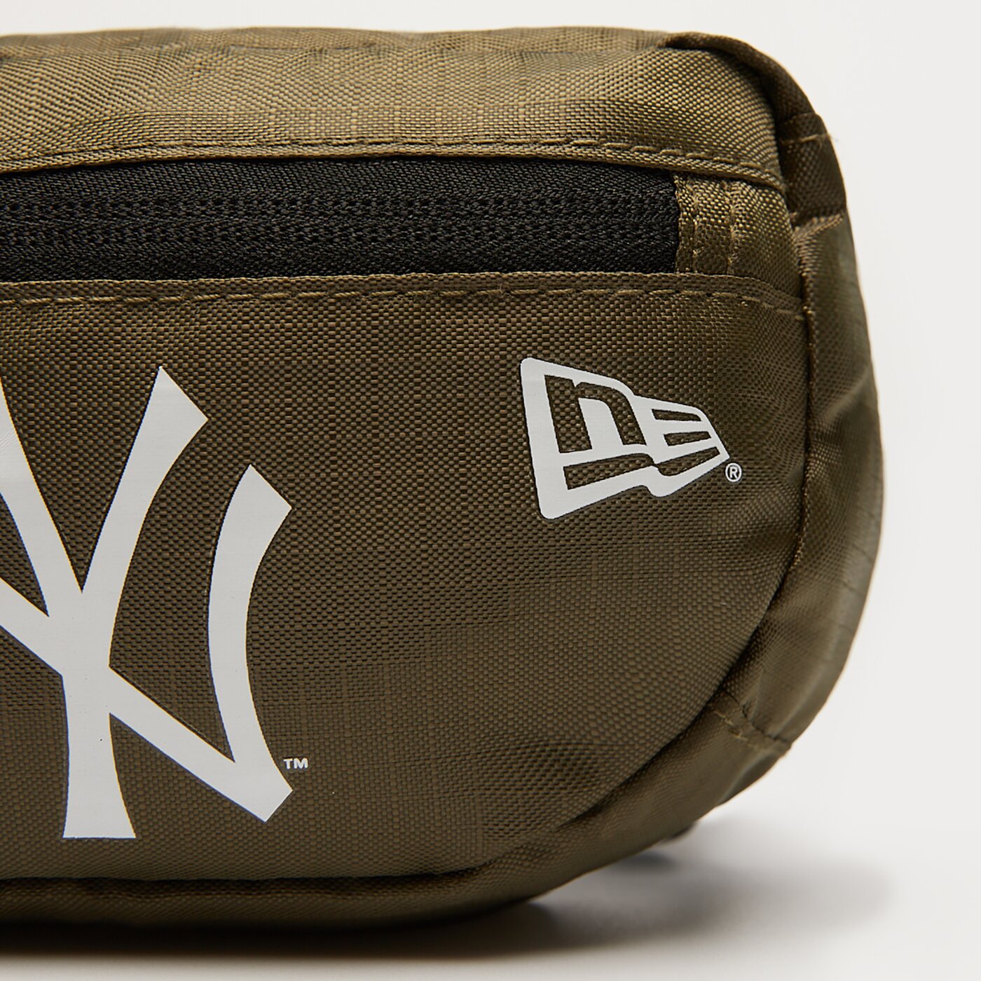 Дамска чанта за кръст NEW ERA САК MLB MICRO WAIST BAG KHA NEW YORK YANKEES NOV 60137340 цвят каки