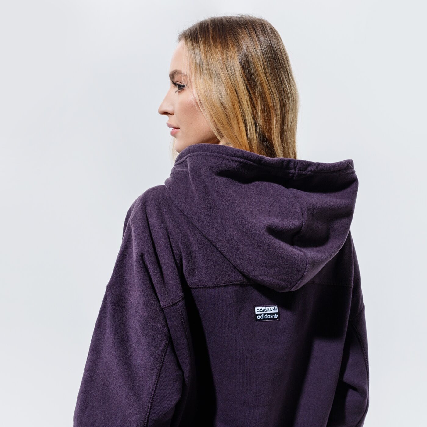 Дамски суичър ADIDAS СУИТЧЪР С КАЧУЛКА HOODIE gd3897 цвят виолетов