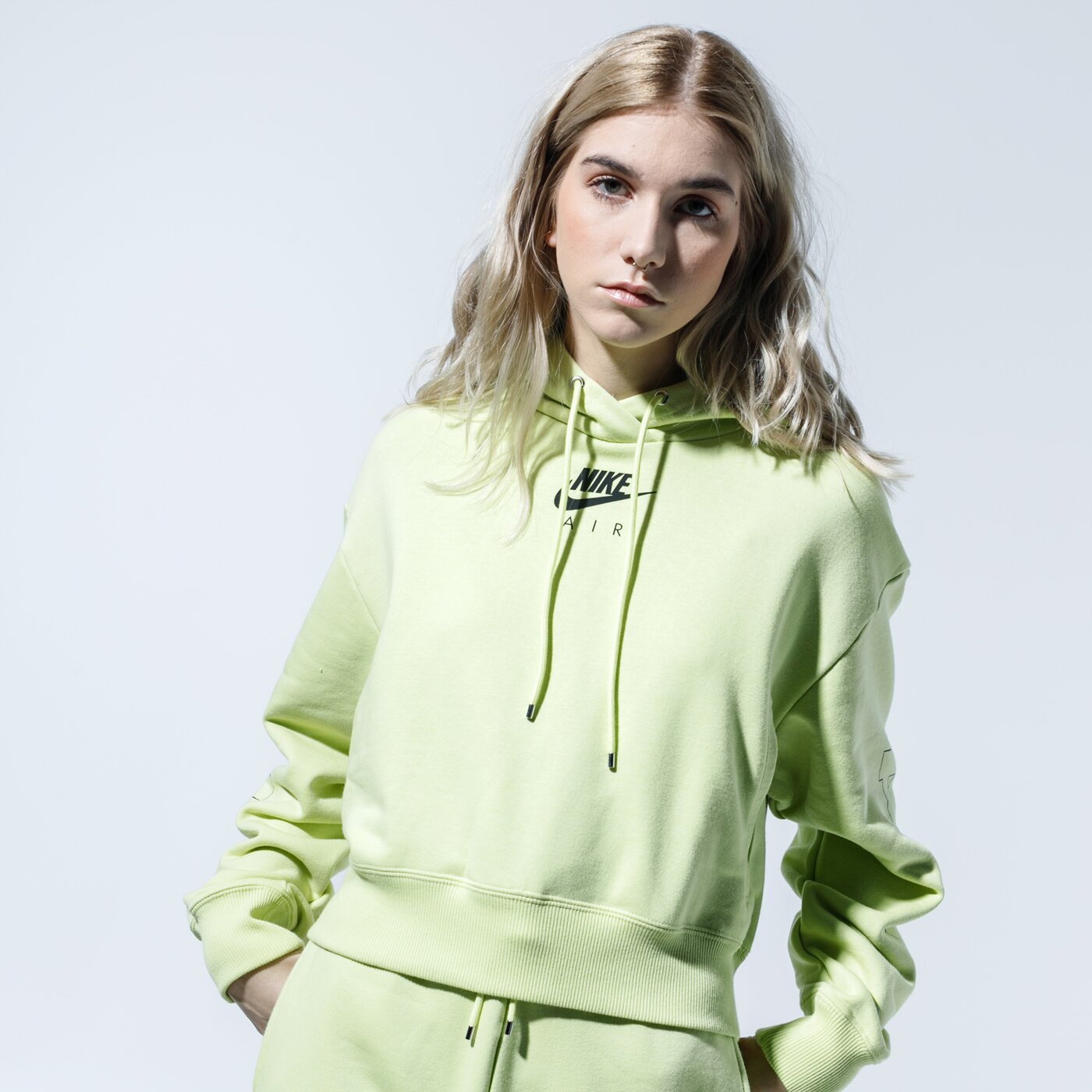 Дамски суичър NIKE СУИТЧЪР С КАЧУЛКА W NSW AIR HOODIE FLC BB cj3082-367 цвят зелен