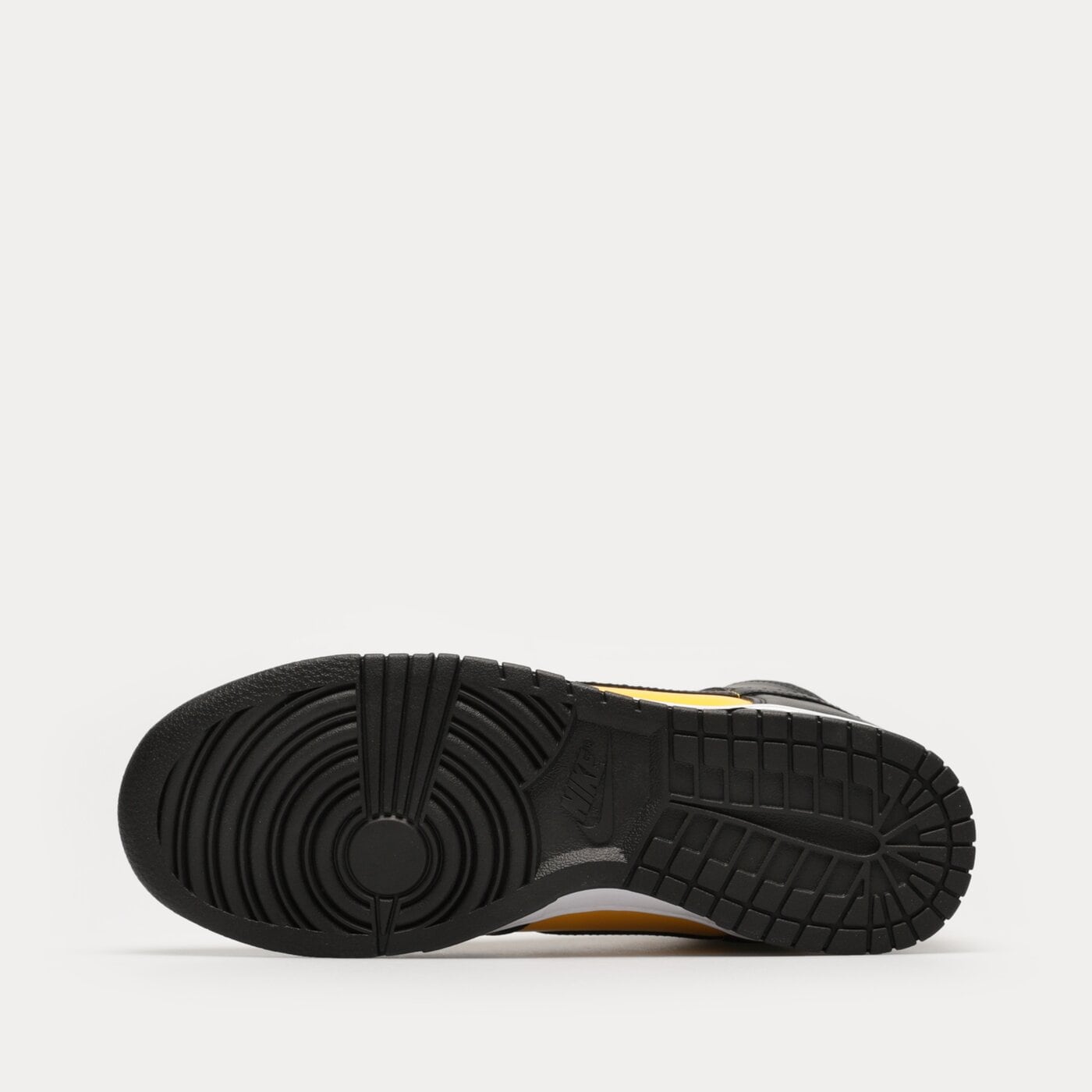 Мъжки маратонки NIKE DUNK HIGH RETRO dd1399-700 цвят жълт