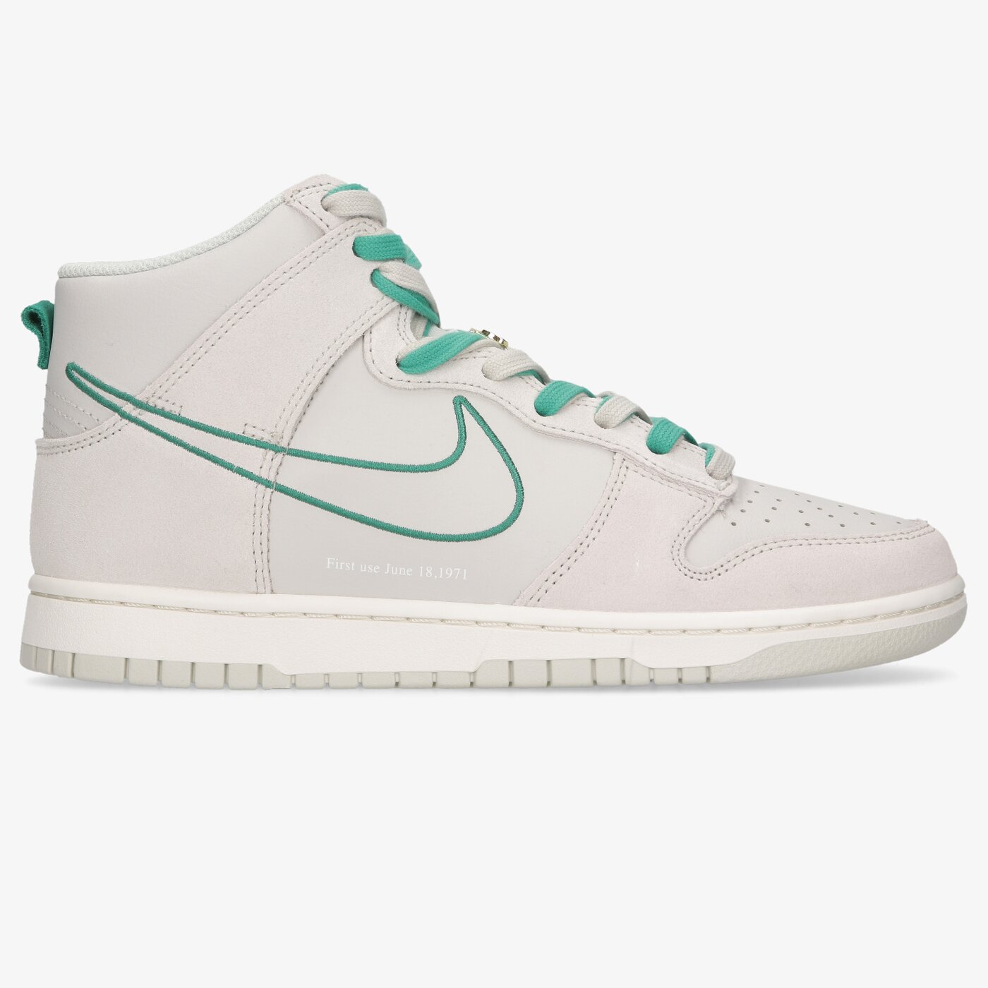 Мъжки маратонки NIKE DUNK HIGH SE dh0960-001 цвят бежов