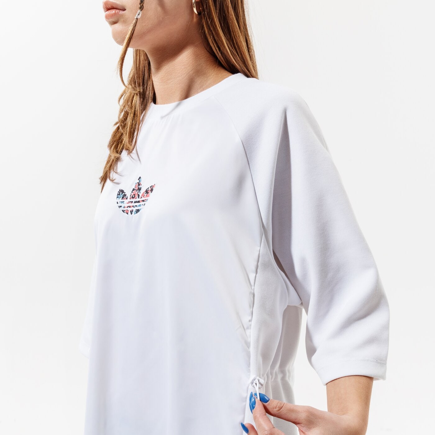 Дамски ADIDAS РОКЛЯ TEE АНЦУГS gn3115 цвят бял