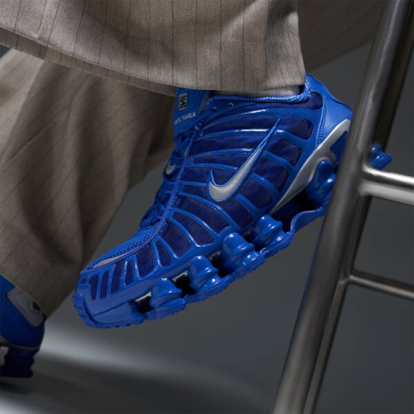 Мъжки маратонки NIKE SHOX TL av3595-400 цвят син