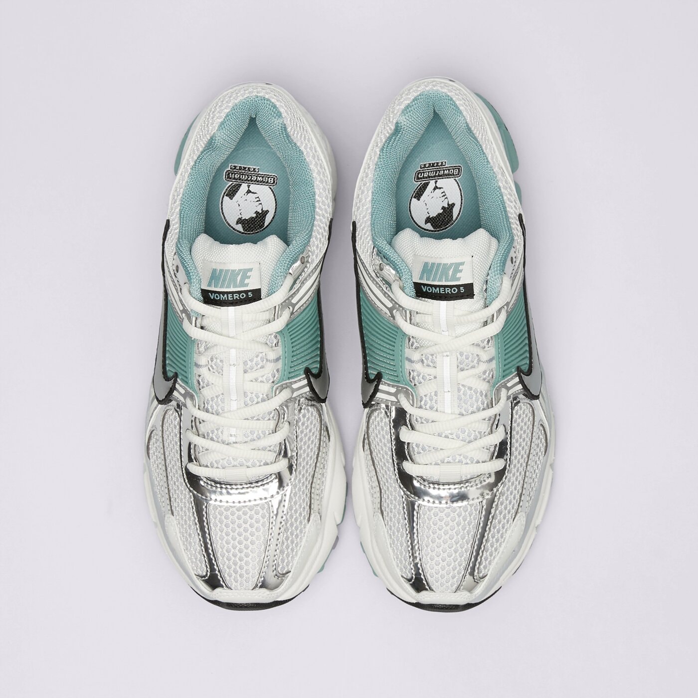 Дамски маратонки NIKE W ZOOM VOMERO 5 NEWS hf1877-101 цвят бял