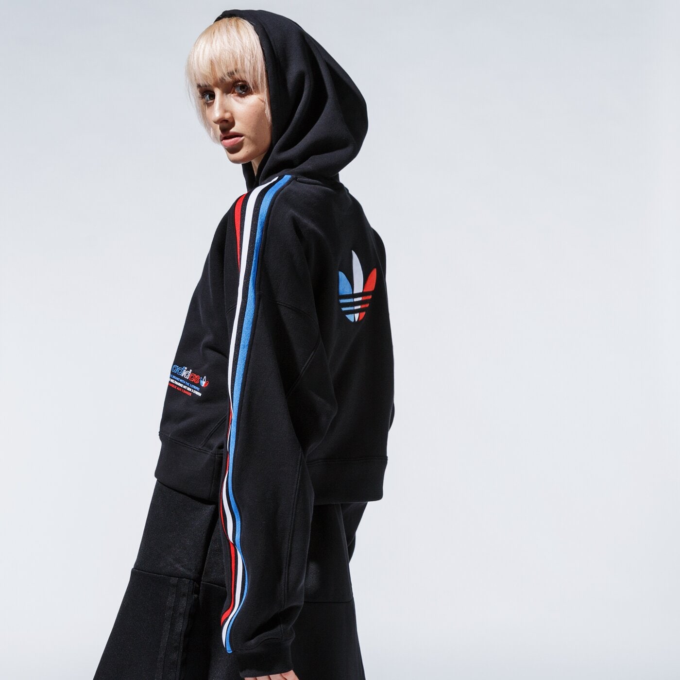 Дамски суичър ADIDAS СУИТЧЪР С КАЧУЛКА HOODIE gn2853 цвят черен