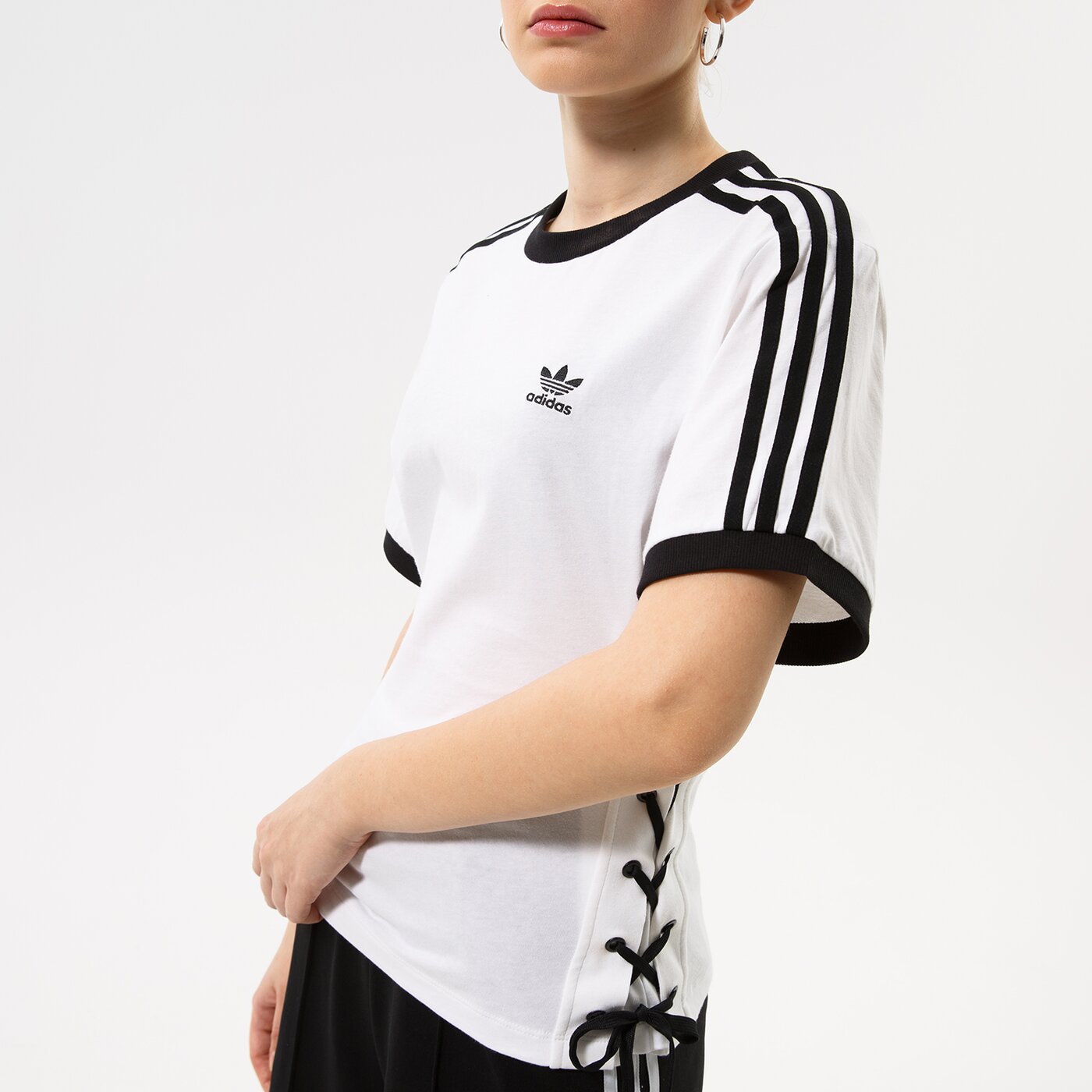 Adidas ТЕНИСКА Laced Tee Hk5062 Дамски Цвят бял Модни Тениски Дрехи