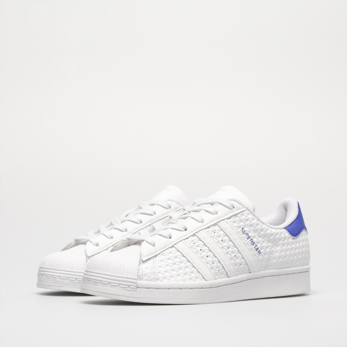 Дамски маратонки ADIDAS SUPERSTAR W  hq1923 цвят бял