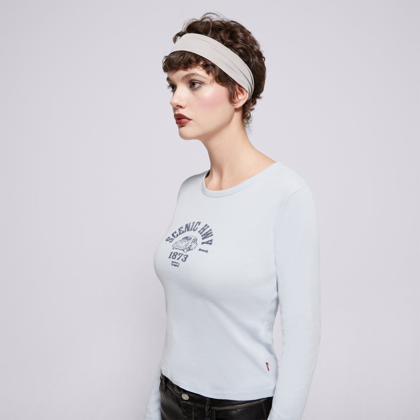 Дамска тениска LEVI'S ТЕНИСКА GRAPHIC LS RICKIE TEE BLUES a0459-0010 цвят син