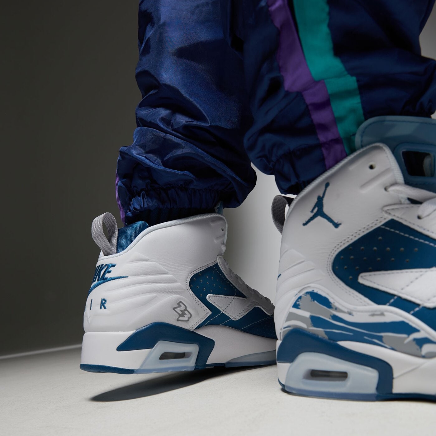 Мъжки маратонки JORDAN MVP dz4475-101 цвят бял