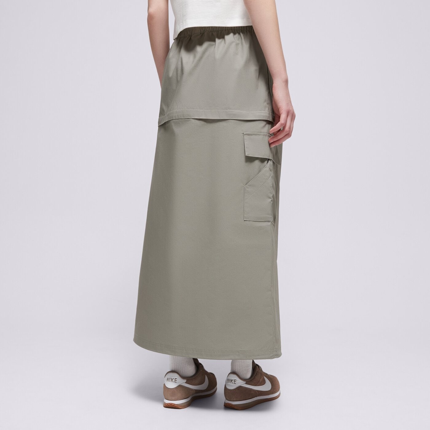 Дамски NIKE ПОЛА W NSW ESSTL WVN MR CGO MDI SKT fv7503-320 цвят каки