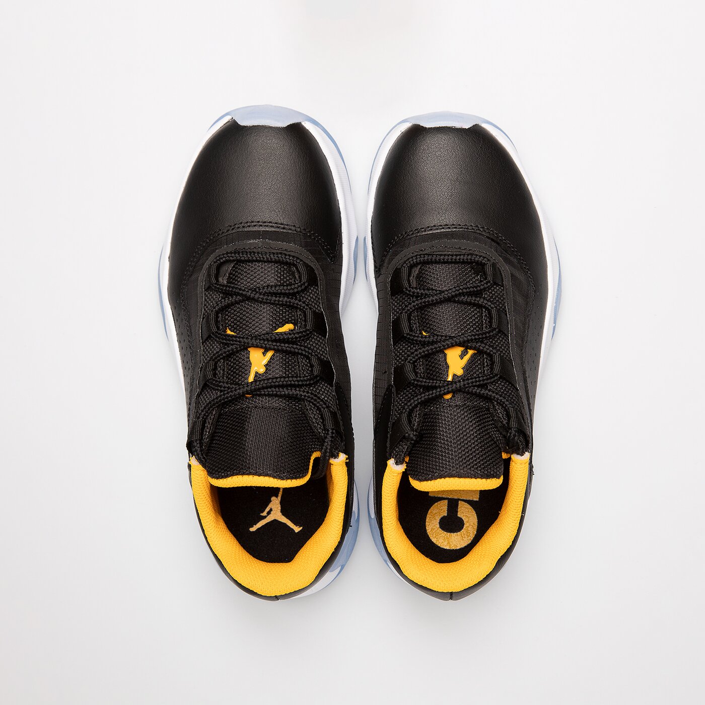 Детски маратонки AIR JORDAN 11 CMFT LOW BG  cz0907-071 цвят черен