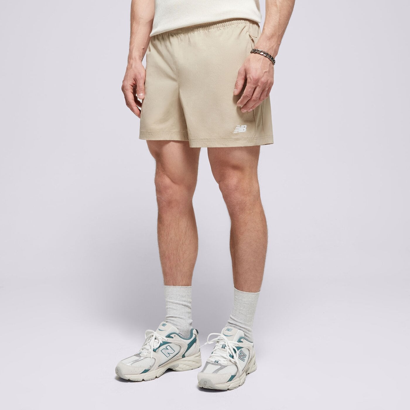 Мъжки къси панталони NEW BALANCE ШОРТИ ATHLETICS STRETCH WOVEN SHORT ms41517sot цвят бежов