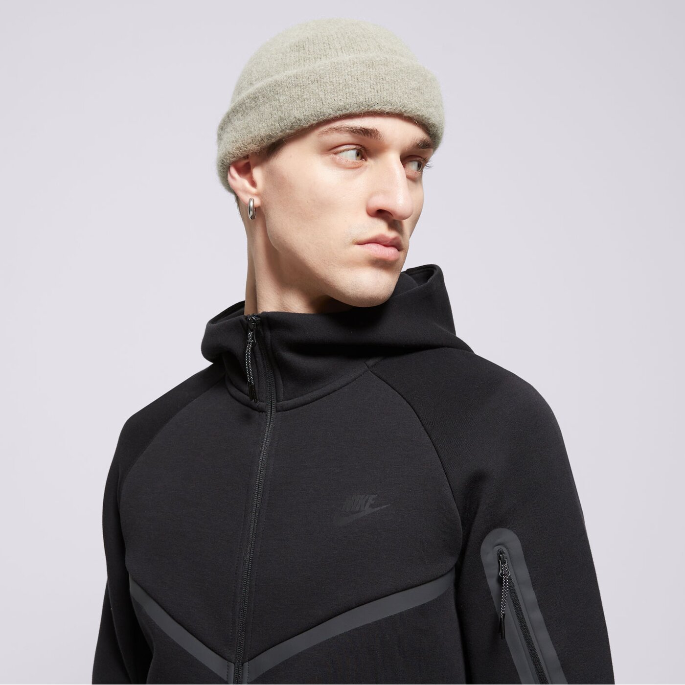 Мъжки суичър NIKE СУИТЧЪР С КАЧУЛКА M NK TCH FLC FZ WR HOODIE hv0949-010 цвят черен