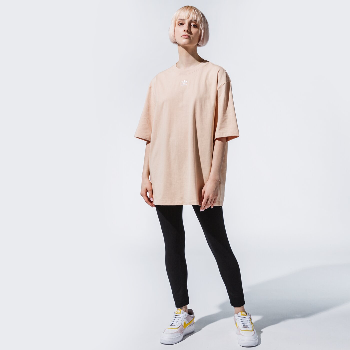 Дамска тениска ADIDAS ТЕНИСКА TEE h45579 цвят бежов