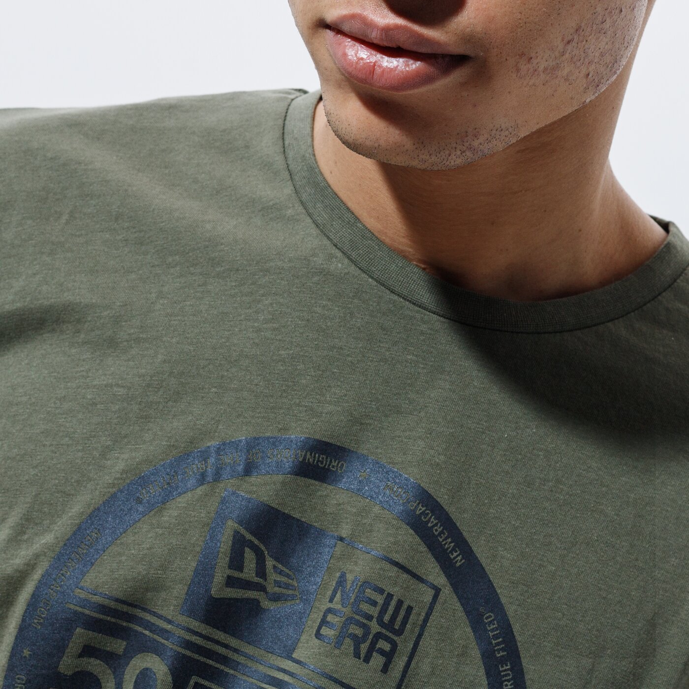 Мъжка тениска NEW ERA ТЕНИСКА VISOR STICKER TEE OLV TEE PROGRAM 12506364 цвят каки