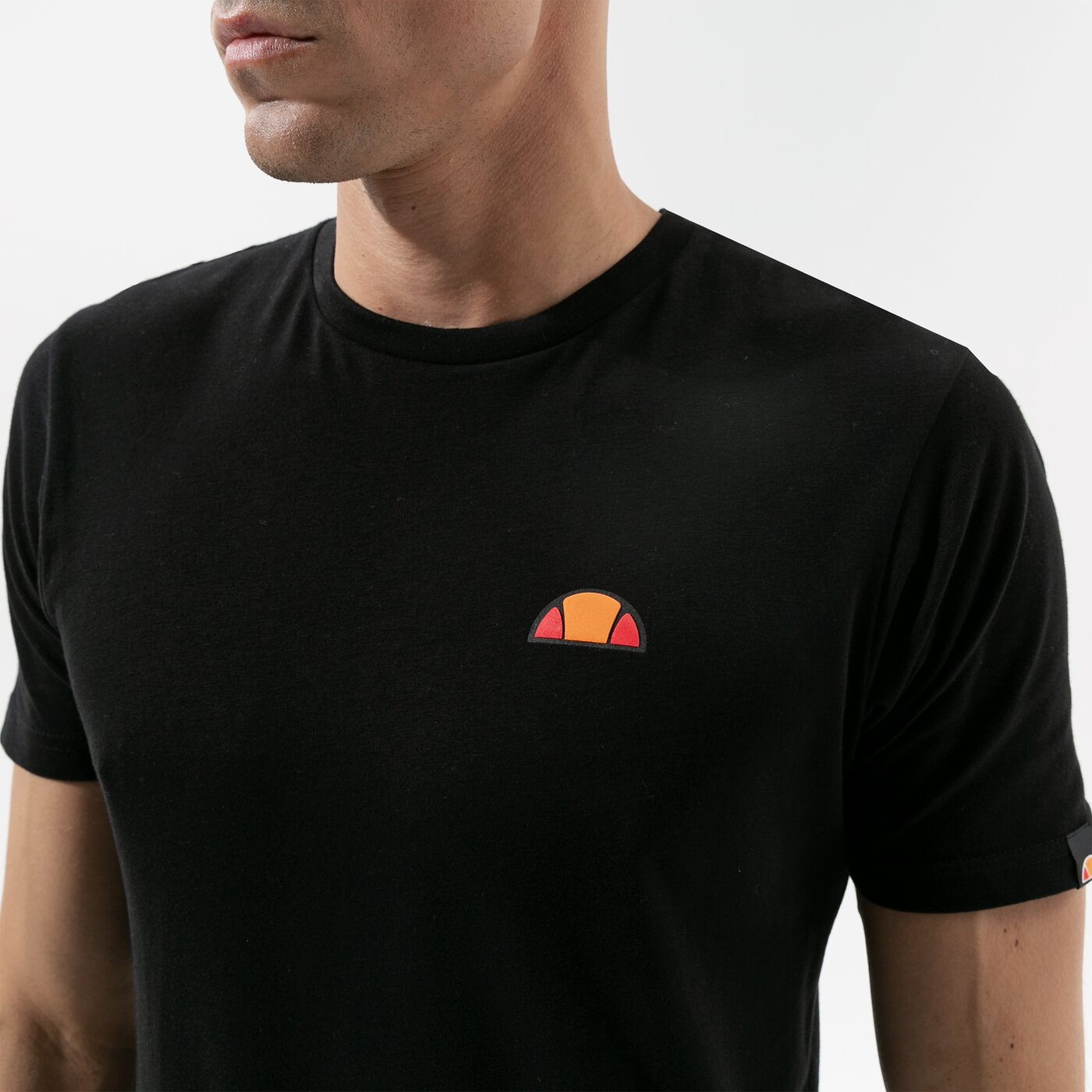 Мъжка тениска ELLESSE ТЕНИСКА KONELLA BLK BLK smg13512011 цвят черен