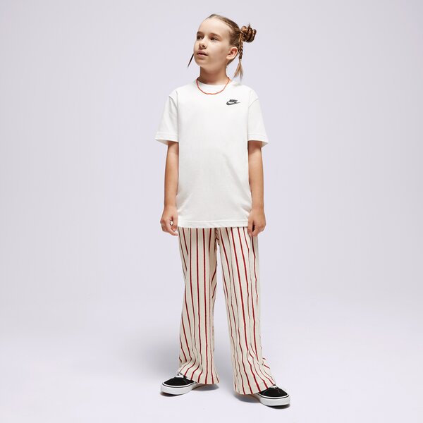 Детска тениска NIKE ТЕНИСКА G NSW TEE CLUB SS GIRL fd0927-100 цвят бял