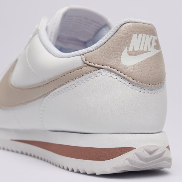 Дамски маратонки NIKE CORTEZ  dn1791-105 цвят бял