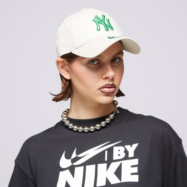 Детска шапка с козирка NEW ERA ШАПКА KIDS LE 940 NYY NEW YORK YANKEES 60503645 цвят бежов