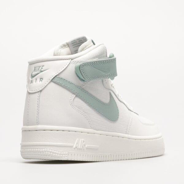 Дамски маратонки NIKE WMNS AIR FORCE 1 '07 MID dd9625-103 цвят бял